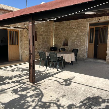 Friendly villagehous Paphos Eksteriør billede